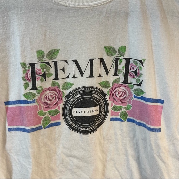 PrettyLittleThing Femme T-shirt Tee Shirt Short Sleeve Top Sz S EUC - Picture 2 of 4